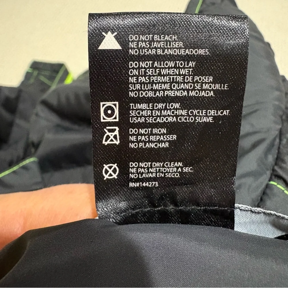 Huk Performance Fishing puffer jacket coat men’s XXL warm lightweight black/neon - Picture 5 of 11